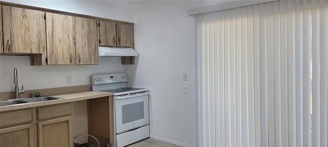 Photo - 2461 Dryer Ave