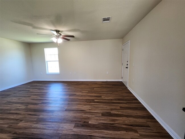 Photo - 2402 14th Ave N