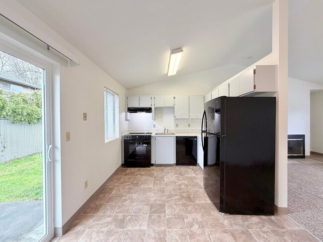 Photo - 8991 SW Herb Way