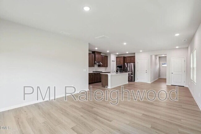 Photo - 912 Grand Mesa Dr