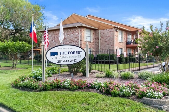 Building Photo - The Forest Apartments