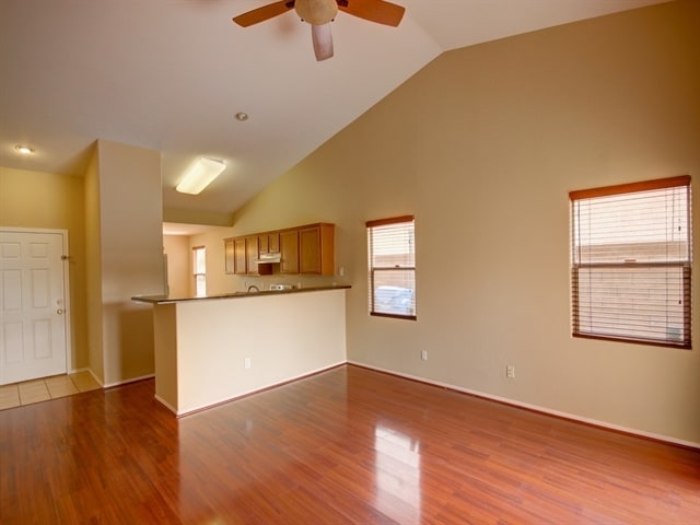 Photo - 7202 S 45th Ave