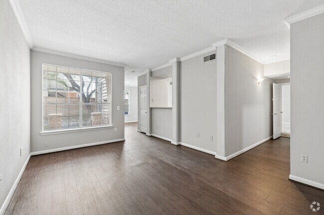 B9 2BR, 2BA - 1,273SF - Livng Room - Chartwell Court