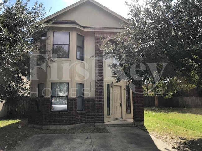 Building Photo - 2920 La Estancia Ln