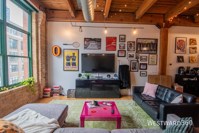 Photo - 1017 W Washington Blvd Unit 4B