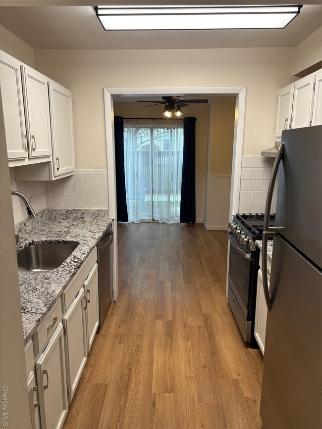 Photo - 1418 Whispering Hills Dr