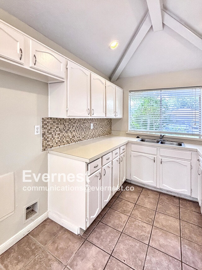 Photo - 8731 Summit Pines Dr