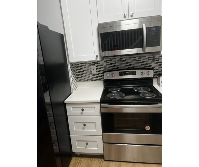 Photo - 2406 Wilkens Ave Unit 4 Available Priv. Bath $850 4