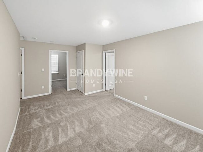 Photo - 680 Friesland Dr