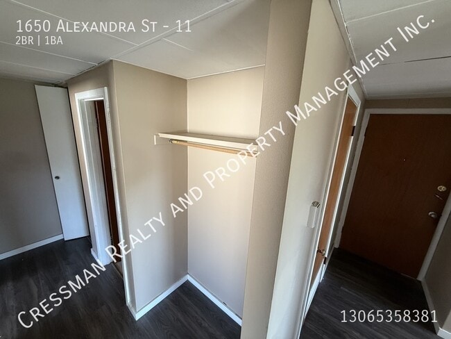Building Photo - 1 Bed 1 Bath apartment in Rosemont area of Regina Unit 11