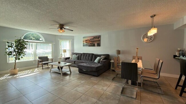 Photo - 5009 Laguna Bay Cir Unit 41
