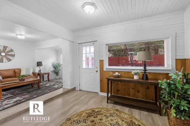 Photo - 454 Rogue River Hwy Unit 454 Rogue River Hwy - #2