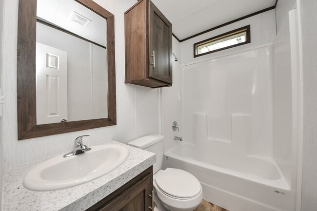 Building Photo - 1556 Brown Rd