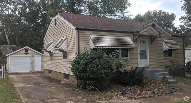 Building Photo - Delightful 2-bedroom, 1-bathroom single-fa... Rental