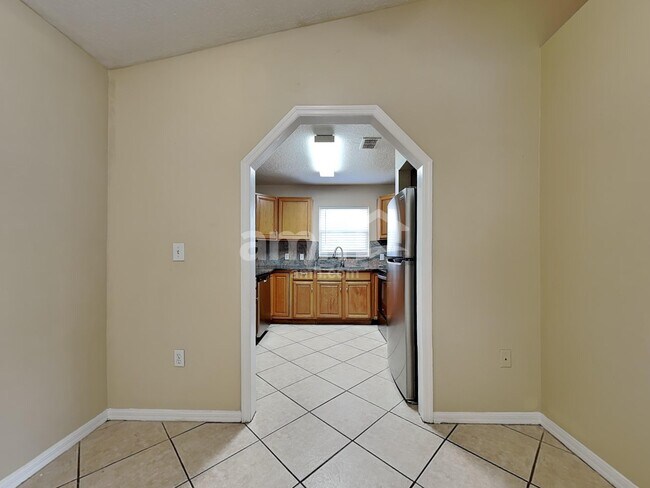 Photo - 1614 Christa Ct