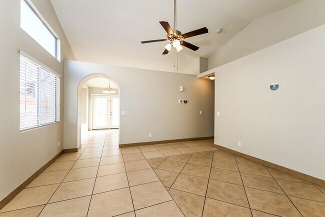 Photo - 1532 Helen Belle Dr