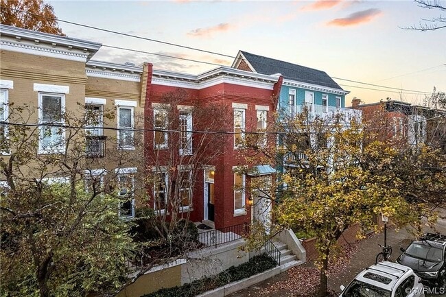 Building Photo - 102 N Harvie St Unit Apt #2