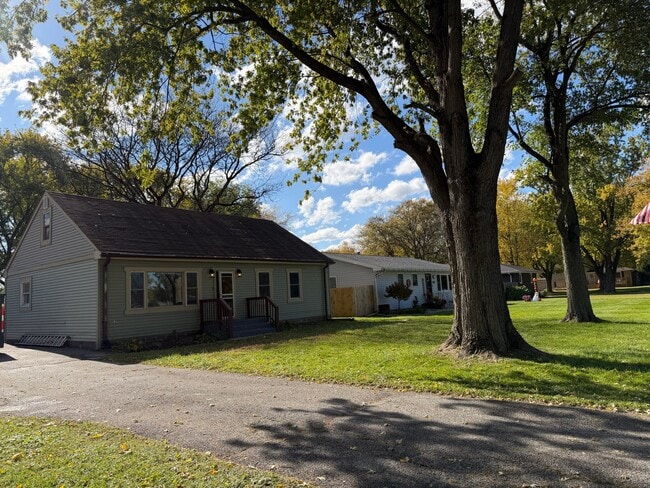 Photo - 1713 46th Ave
