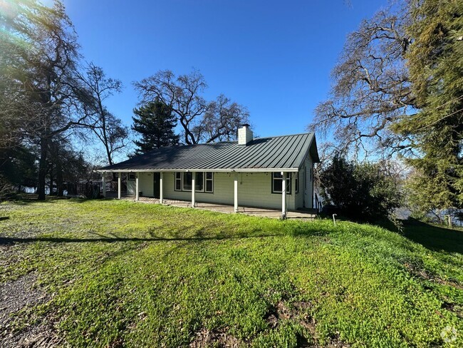 Building Photo - Large one bedroom | On the Feather River Rental