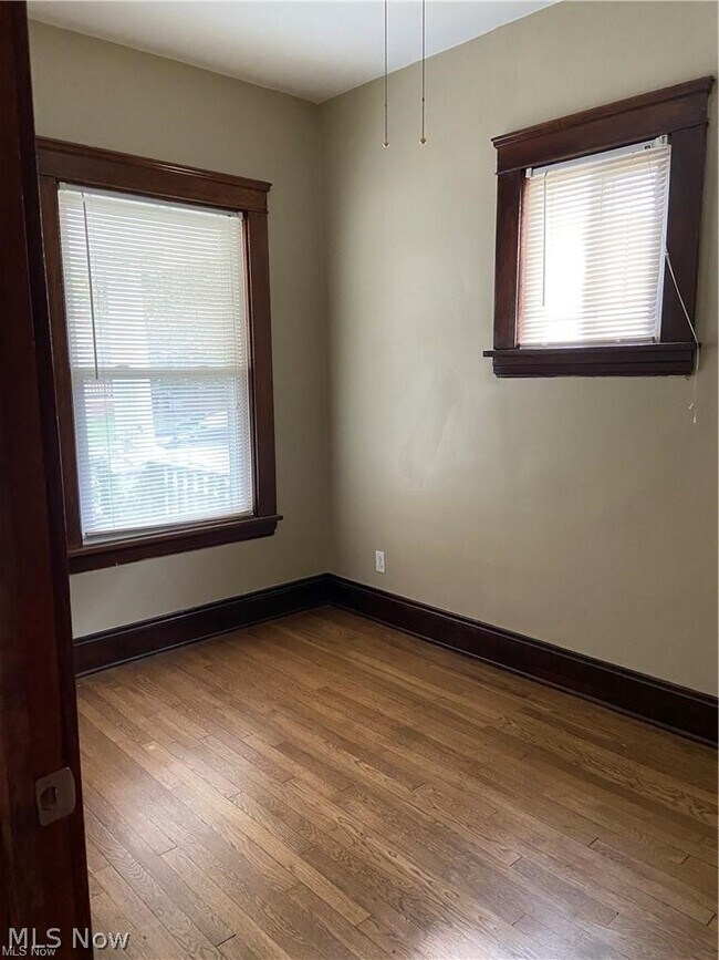 Photo - 2628 E 124th St