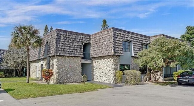 Building Photo - 3105 Oakland Shores Dr Unit J202 Rental