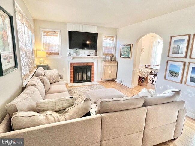 Photo - 503 Dorchester Ave