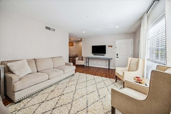 Photo - 1809 Stoney Brook Dr Unidad 101