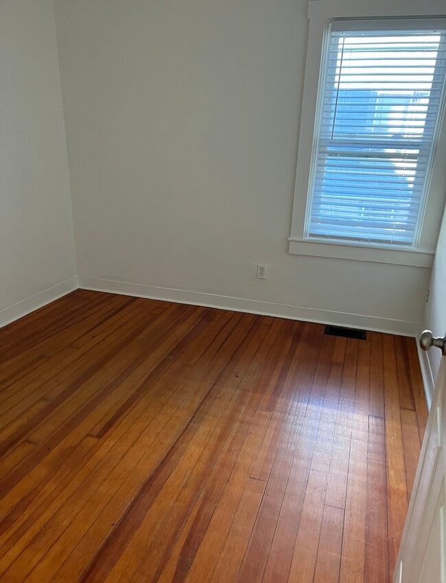 Photo - 82 Atlantic St Unit 1