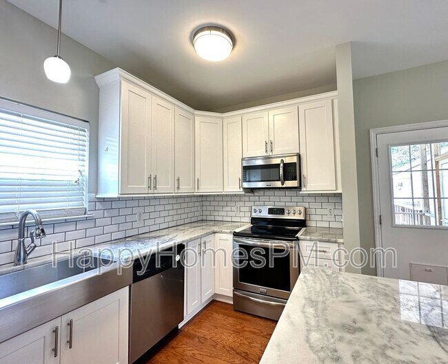 Photo - 1209 Laurel Park Trail