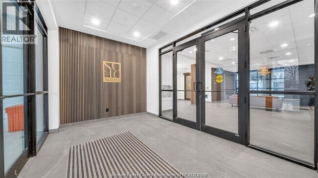 Photo - 3817 Howard Ave Unité 414