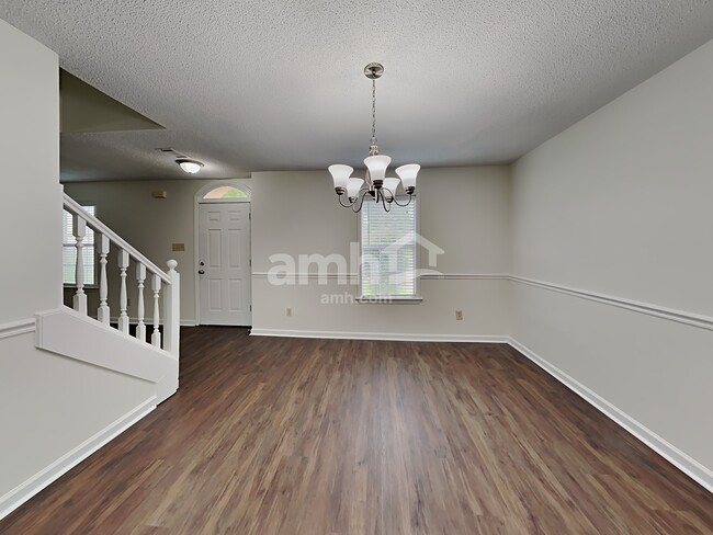 Photo - 3019 Long Bridge Cv