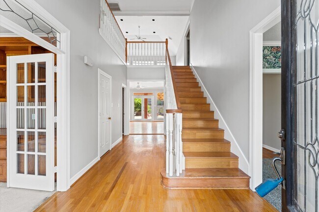 Photo - 4414 Riverside Oaks Dr