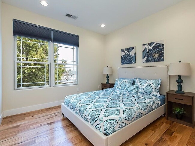 Photo - "Spacious Urban Living: Luxurious 4-Bed, 4-Bath Duplex in the Heart of Washington, DC!"