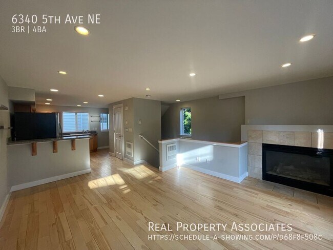 Photo - 6340 5th Ave NE