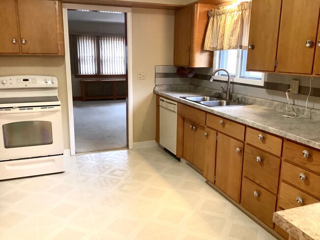 Photo - Nice Single Family House for Rent