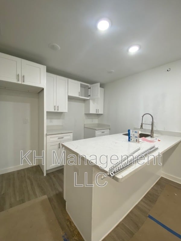 Photo - 3932-36 Mt Vernon St