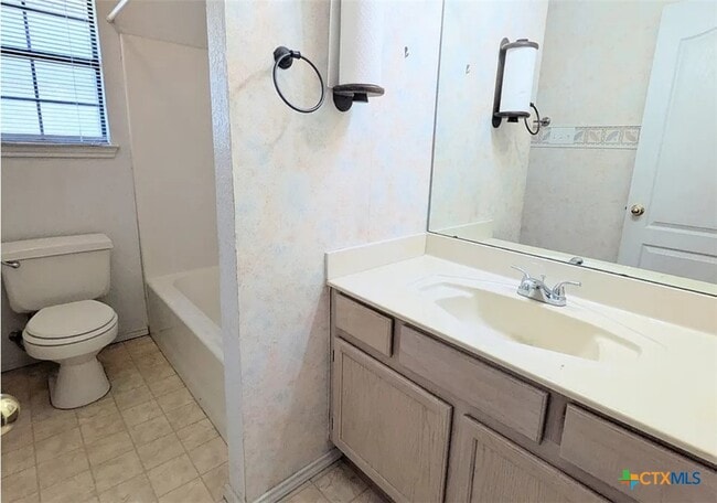 1428 Devin Dr