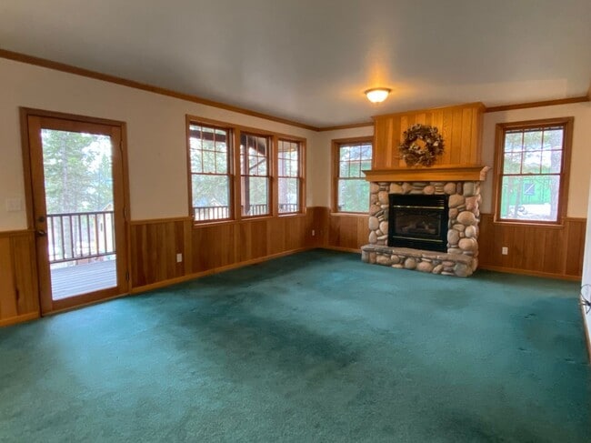 Photo - 268 Lakeview Dr
