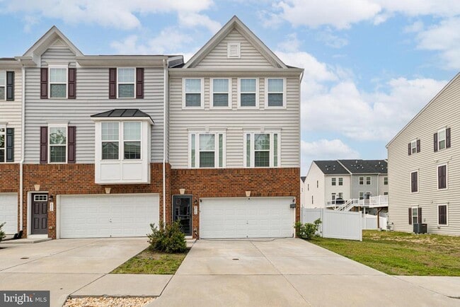 Photo - 530 View Point Way Townhome