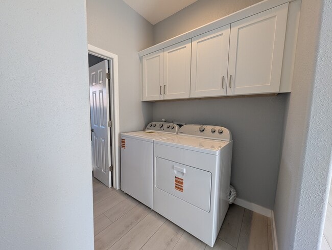 laundry - 1020 Headingly Ave NW