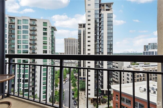 Building Photo - 3481 Lakeside Dr NE Unit 1706 Rental