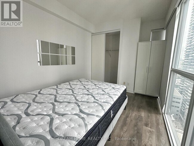 Photo - 87 Peter St Unité 2211