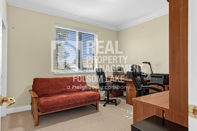 Photo - Fully furnished 5bd 3ba home in desirable Carmichael neighborhood