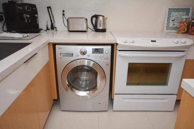 Photo - 1231 NW 13th St Unit 471f