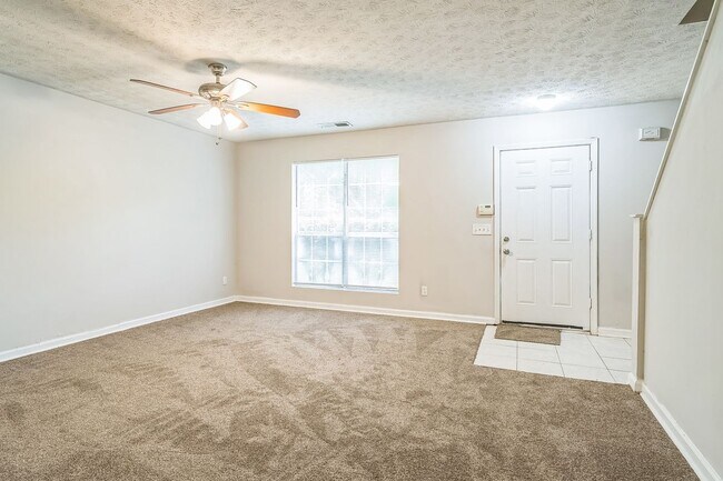 Photo - 5638 Fair Creek Way Casa Adosada