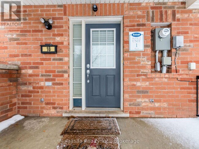 Photo - 18 Betterton Cres