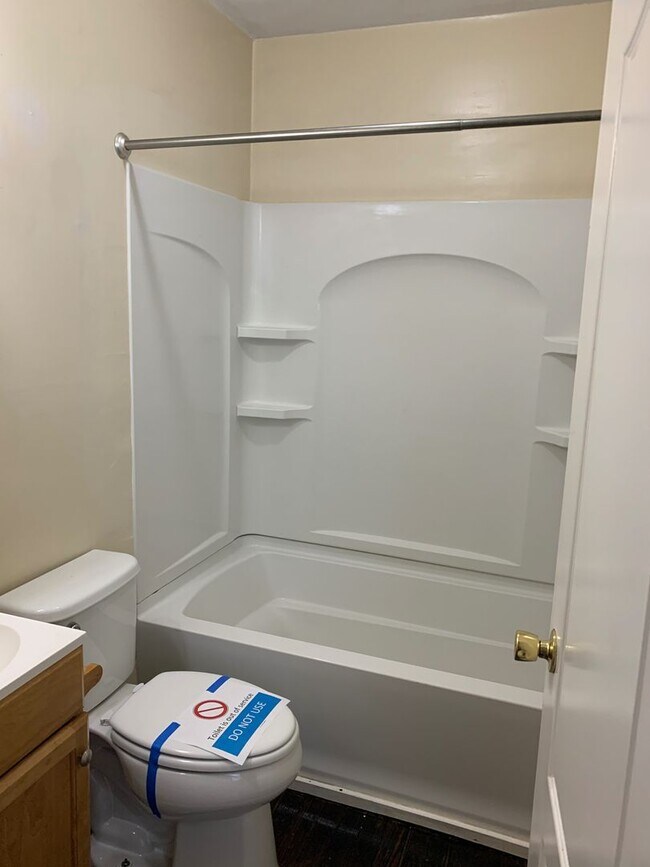 1414 Chapman Ave SW Unit 3
