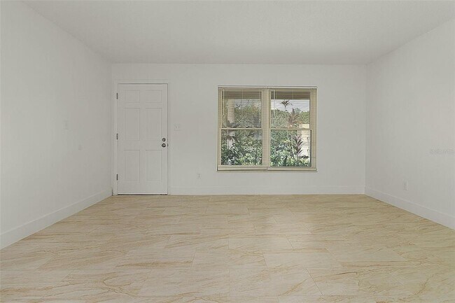 Photo - 810 Oregon Ave