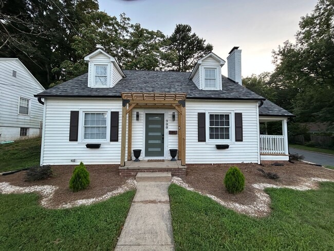 Building Photo - Available Now to View! Ardmore WS, 4 Bedro... Rental