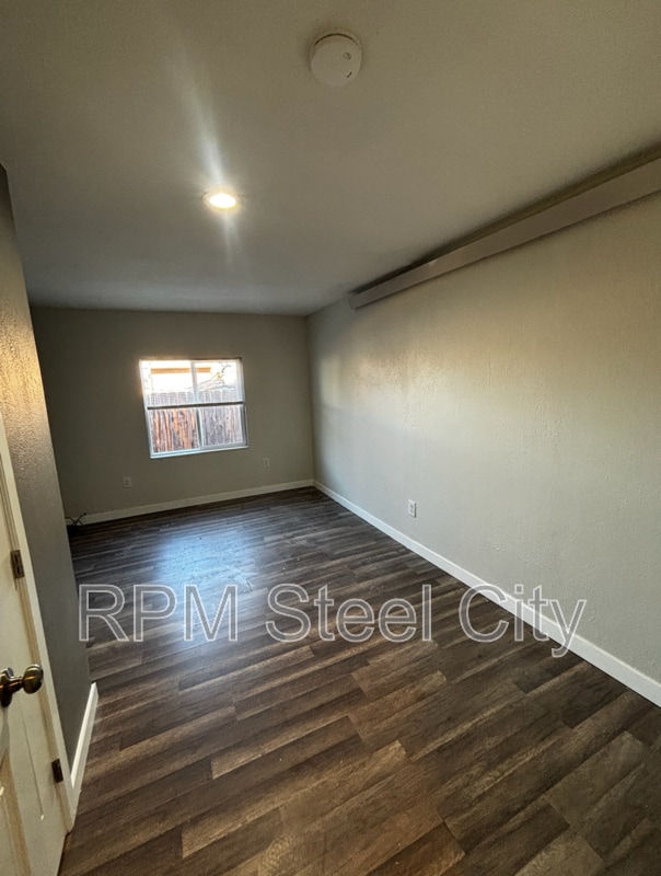 Photo - 2521 Emilia St